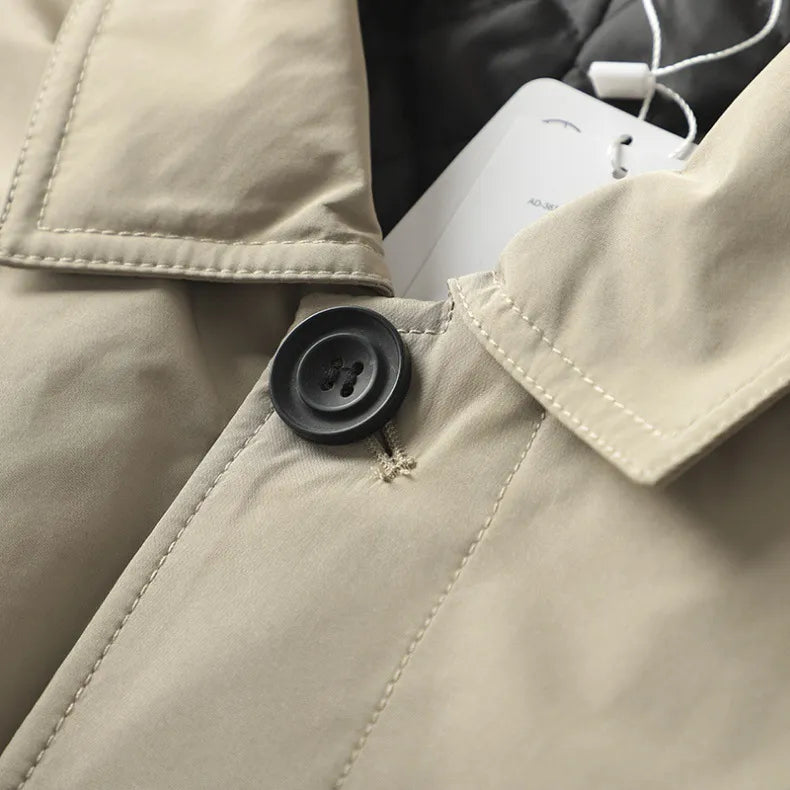 Aksel | Termisk vatteret trenchcoat i mellemlængde