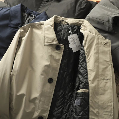 Aksel | Termisk vatteret trenchcoat i mellemlængde