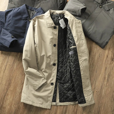 Aksel | Termisk vatteret trenchcoat i mellemlængde