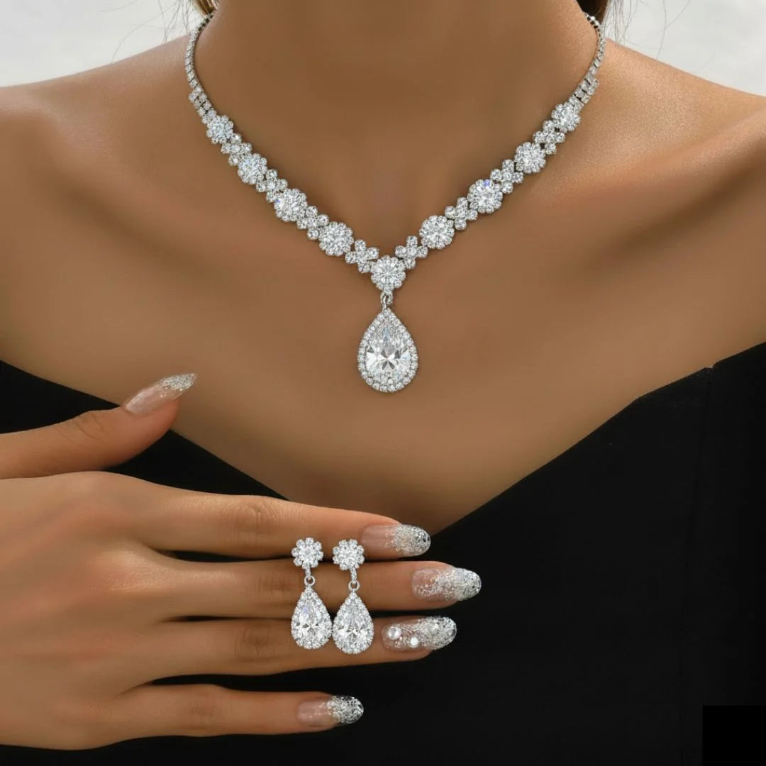 Freja - Krystal-dråbe halskæde og øreringesæt