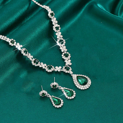 Freja - Krystal-dråbe halskæde og øreringesæt